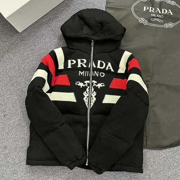 プラダ カシミア ダウンジャケットコピー商品 puz29441